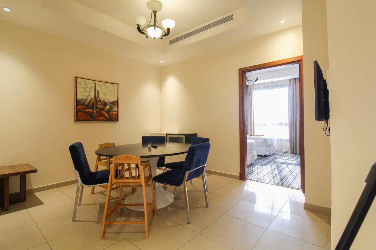 Friesian Hotel Suites Djedda Buitenkant foto