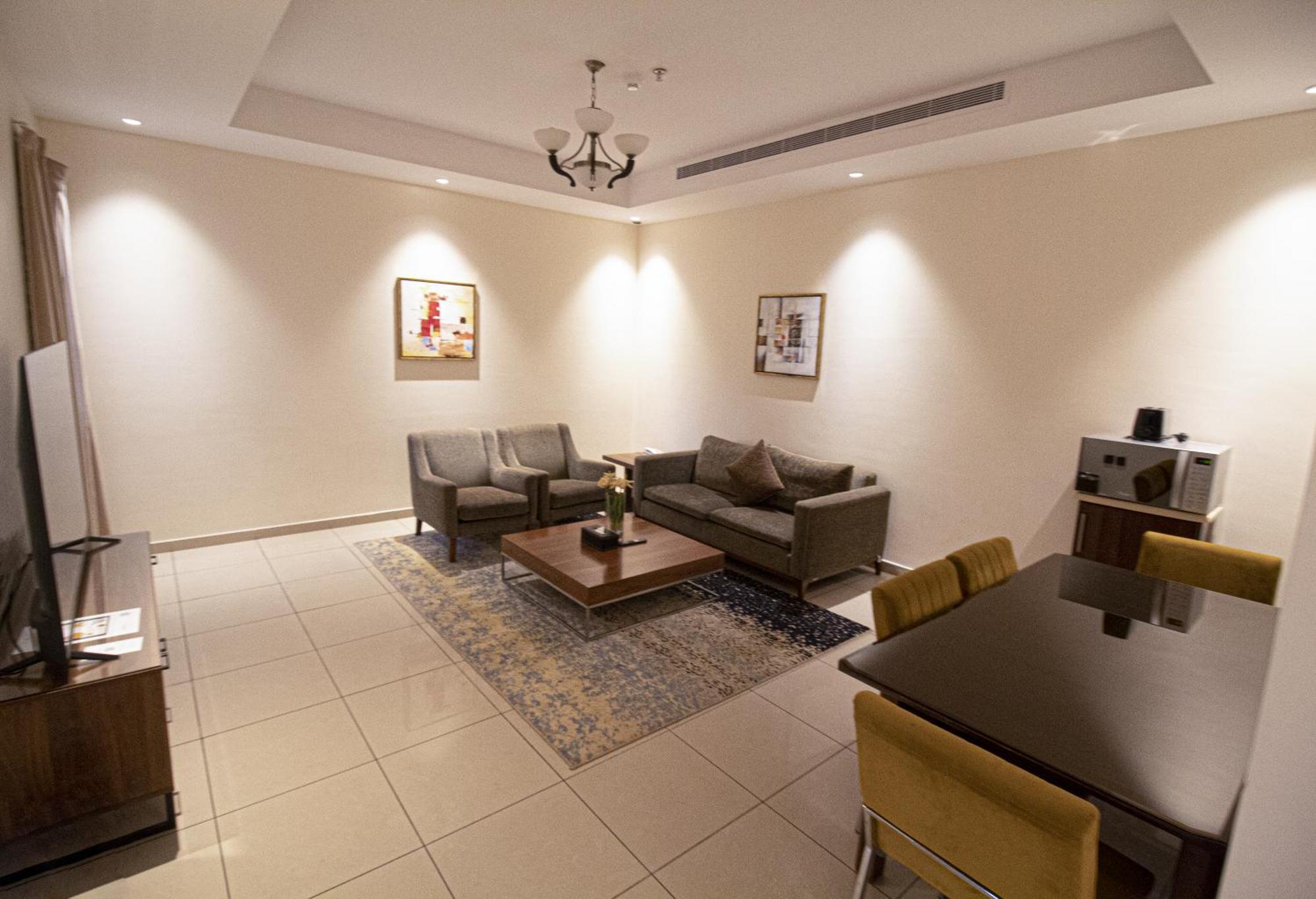 Friesian Hotel Suites Djedda Buitenkant foto